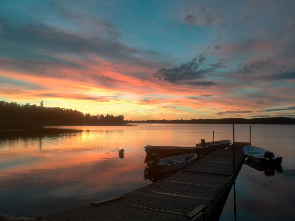 Falkudden Camping Cafe Och Stugby Hotel Nas Bruk Екстериор снимка